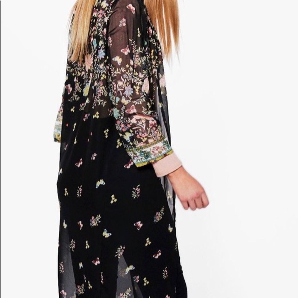 Vintage Womens Long Sleev Boho Floral Printed Chiffon Kimono. Color: Floral